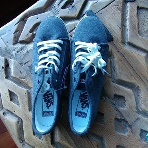 Nwt women's vans